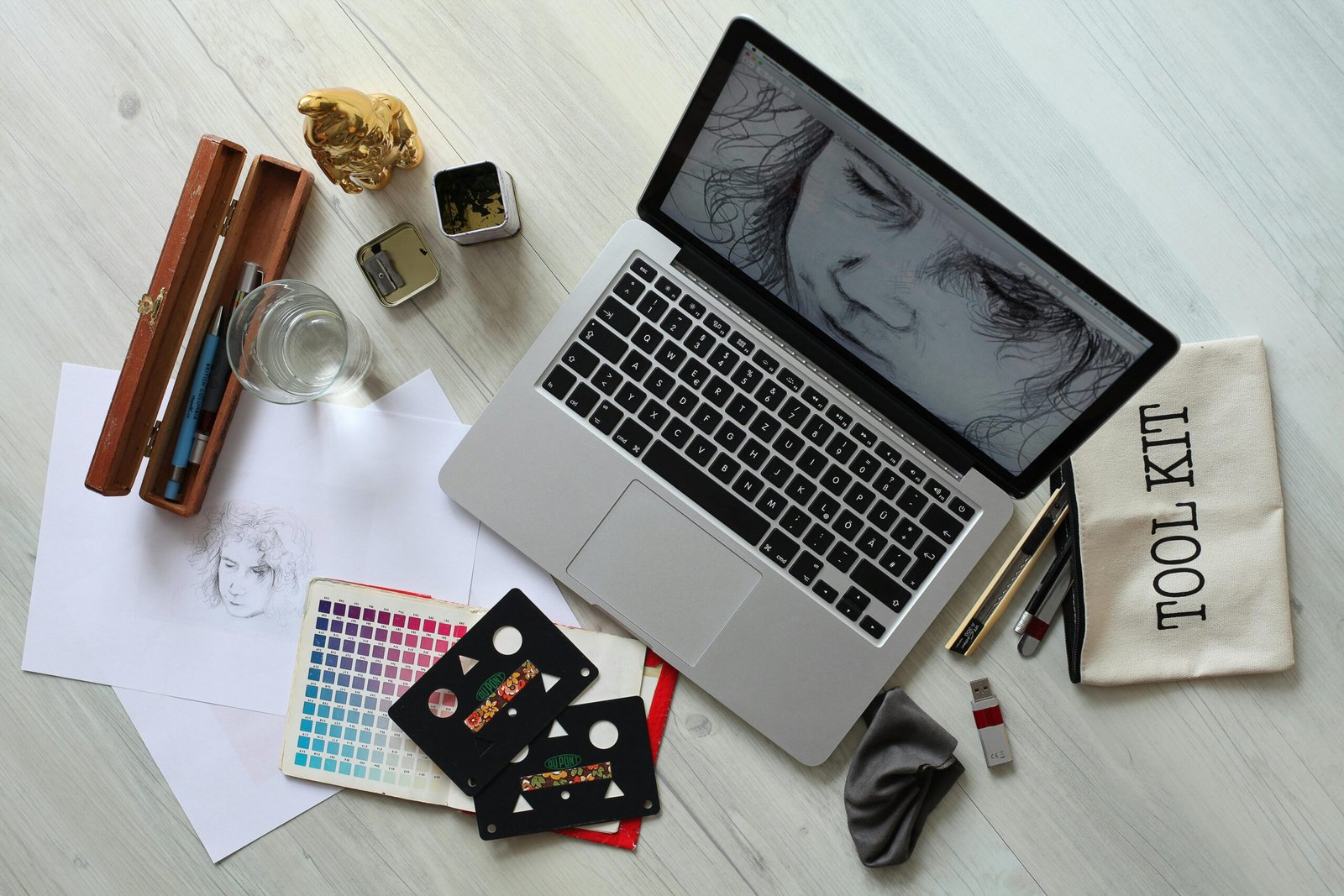 Graphic Design : The Art and Science of Visual Communication
